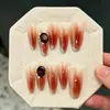 Bosque de Rosas Color Caramelo Café Uñas Portátiles Hechas a Mano Gama Alta Francesas Longitud Media Ojo de Gato Manicura con Diamantes 10 Piezas