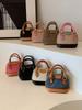 Mini bolso portátil de moda para mujer, novedad de verano 2024, bolso de concha a juego con colores contrastantes, bandolera de hombro.