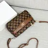 Bolso para Madre de Mediana Edad Guangzhou para Mujer 2024 Nuevo Bolso de Hombro de Moda Bolso Cruzado Versátil Mochila Pequeña para Mujer Suegra