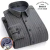 Camisas de Algodón Oxford a Cuadros de Manga Larga para Hombre para Primavera e Invierno, Versátiles Resistentes al Frío Camisas de Negocios para Caballero con Estampado Flock, Venta al por Mayor