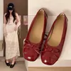Zapatos Rojos de Cuero Bajos Estilo Francés para Mujer, Nuevos Mocasines Slip-On Mary Jane Verano y Otoño 2026, Zapatos de Vestir