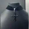Colar Choker Veludo Preto Cruz com Pedra Gema Vermelha Escura Gótico Mais Vendido Transfronteiriço Acessórios de Estilo Escuro