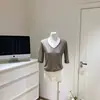 Camiseta Feminina Super Legal de Verão Gelo Triturado Cinza/Verde Maçã/Marrom Elegante com Decote V e Manga Média