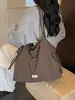 Bolsa de Ombro Grande Capacidade Estilo Coreano Transfronteiriça para Mulheres, Nova Coleção Outono/Inverno 2026, Design Casual Plissado, Bolsa Tote Estilosa com Alto Apelo Estético