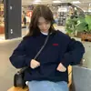 Sudadera de cuello redondo extragrande estilo americano para mujer, corte holgado, diseño único, forrada de felpa, sin capucha, top tipo jersey de longitud media, moderno