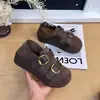 Diseño de dos piezas, zapatos de mujer completamente cerrados estilo Birkenstock, nueva colección de otoño 2026, mocasines Birkenstock, zapatos sin cordones, estilo zapatilla de media caña con punta cerrada