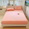 Sábana Bajera Ajustable de Terciopelo de Leche Pieza Única Otoño e Invierno Más Terciopelo Terciopelo de Coral Funda de Cama Cubre Cama Funda de Colchón Universal Todas las Estaciones Artículo Único Al por Mayor