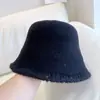 Chapéu de Balde Lateral de Pelúcia Vintage Japonês para Mulheres Outono e Inverno Quente Chapéu de Malha Chapéu de Bacia de Lã Australiana Chapéu de Pescador Elegante Simples