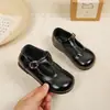 Zapatos Pequeños de Cuero Elegantes para Niños 2026 Nuevo Estilo Otoño Zapatos de Princesa para Niñas Bebé Suela Suave Antideslizantes Zapatos Planos para Niñas Pequeñas