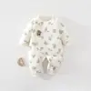 Macacão para recém-nascido para outono e inverno, macacão de bebê 100% algodão, acolchoado de 40g, roupa sem costura, macacão de bebê para primavera e outono