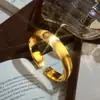 Pulseira Vintage Retro Nicho Alto Padrão CNC Olho de Gato Dourada Vietnamita Aberta para Mulheres