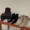 Botas de gamuza elástica de punta fina y tacón de aguja estilo retro francés Chuyuji 2026 para mujer, otoño e invierno, botas ajustadas con cremallera trasera