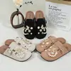 Nuevos zapatos Birkenstock 2026, exclusivamente para ventas transfronterizas, sin cordones, moda dulce y genial, zuecos dorados con anillo de mariposa