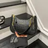 Elegante y Moderno 2026 Verano Nuevo Diseño de Nicho Bolso de Luna Bolso Cruzado de Hombro Simple Casual para Mujer Único