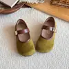 Sapatos Pequenos de Couro Redondos para Crianças Menina Pequena Estilo Retrô Boca Rasa Sapatos de Princesa 2026 Novo Estilo Ballet Tira Única Sapatos Birkenstock