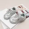 Zapatos Deportivos Casuales con Pedrería para Niños 2026 Otoño Nuevo Estilo Coreano Moda Versátil Niñas Cómodos Tela de Malla Zapatos Forrest Gump
