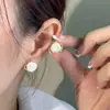 Pendiente de Clip para Oreja con Disco de Espiral para Mosquitos de Perla, Femenino, Suave, Pendientes Perforados, Exquisito, Pequeño, Flor, Pendientes de Clip de Alta Gama