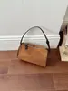 Colección Otoño 2026: Bolso para Axila de Terciopelo Mate, Bolso Cilindro Retro y Elegante, Versátil para Hombro, Cruzado y Bolso de Mano