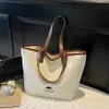 Versátil Bolso de Lona Bordado Simple de Gran Capacidad Moda Nuevo Invierno de Gama Alta Bolso de Hombro Tendencia