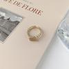 Anel Geométrico Leve de Luxo com Letra Love Incrustada de Diamante em Forma de Leque Feminino Exquisito Versátil Elegante Anel de Menina
