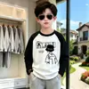 Camiseta de Manga Longa Color Block Algodão Puro Estilo de Rua para Meninos Início da Primavera Estilo Coreano Meninos Tamanhos Médio e Grande Infantis Casual Versátil Manga Raglan Camiseta Básica