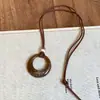 Collar con Anillo Ovalado de Ámbar para Mujer Retro Nuevo Chinoiserie Cadena Larga Simple para Sudadera Accesorios de Lujo Accesible Diseño de Nicho
