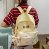 Nova Mochila Lisa Estilo Coreano, Mochila Escolar Casual e Leve para Alunos do Ensino Fundamental, Letras Bordadas de Alto Valor, Mochila para Alunos do Ensino Médio