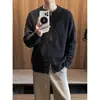 En stock Otoño/Invierno 2026 Nuevo Suéter Cardigan Jacquard Fair Isle Retro Cremallera Doble Tejido Holgado Ropa Exterior para Hombre