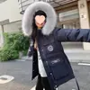 Parka Feminina Curta Espessa para Frio Extremo de Inverno Dinamarquês 2025 com Gola Grande de Pelo, Estilo Workwear Rosa, Casaco de Algodão com Penas Versão Coreana para Mulheres
