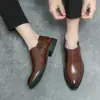 Mocassins pontudos estilo britânico, sapatos pequenos de couro da moda, sapatos formais de negócios, sapatos para cabeleireiro, sapatos Derby casuais, mocassins masculinos