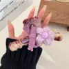 Presilha de Cabelo de Pelúcia para Mulheres com Laço de Flor, Presilha Tubarão, Novo Modelo 2025, Prendedor de Cabelo de Luxo, Acessório de Cabelo Único e Bonito