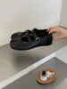 Zapatos Mary Jane de Cuero con Suela Blanda para Mujer 2026 con Correa Única y Punta Dividida, Zapatos Planos de Ballet en Forma de Herradura, Zapatos Individuales Cómodos