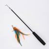 Pluma gato ticker juguete retráctil para gato traje individual cabeza de pluma campana ticker para gato reemplazable venta al por mayor