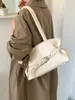 Bolso Mate para Viajes de Mujer 2026 Nuevo Invierno Bolso de Hombro Sencillo Bolso de Mano de Alto Valor para Exteriores Bolso Tote Versátil