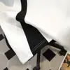 Camiseta de Manga Corta con Estampado de Letras Color-Blocking Verano 2025 Casual Diseño Holgado Versátil Top para Pareja Ins
