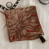 Lenço Quadrado Pequeno de Algodão e Linho 58 para Mulheres, Lenço Artístico Estilo Coreano com Bolinhas e Franjas, Lenço Paisley, Lenço de Pescoço com Toque de Luxo
