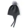 Novo Chapéu de Lã Cashmere com PomPom Fofo Proteção de Orelha Chapéu de Tricô Feminino Outono Inverno Quente Proteção contra Frio Chapéu Versátil para Cobrir a Cabeça Chapéu para Ciclismo