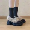 Zapatos de Felpa y Cuero Nuevos de Invierno 2026, Mocasines de Suela Gruesa para Mujer, Zapatos de Algodón Cálidos Slip-On Versátiles Retro