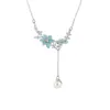Collar Original Tichia de Perlas Sintéticas de Loto para Mujer, Armonioso y Hermoso Diseño Floral de Nicho Cadena para Clavícula Estilo Luminoso