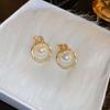 Pendientes de botón con letra de perla y pasador de plata S925 para mujer, diseño simple redondo con incrustaciones de diamante, pendientes de estilo francés, pendientes elegantes de alta calidad