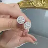 Novos Brincos de Tarraxa Redondos com Moissanita Incrustada de Cobre Transfronteiriços para Mulheres, Brincos de Nicho para Live-Stream com Microincrustação, Brincos de Alta Qualidade e Elegantes