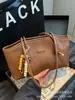 Bolso de Hombro de Gran Capacidad para Mujer 2025 Nuevo de Moda Otoño e Invierno Moda Retro Bolso Tote para el Trabajo y el Viaje Bolso de Mano