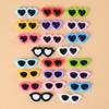 Tamaño pequeño gafas de amor gafas redondas accesorios de resina para manualidades pasador joyería agujero hebilla de zapato parche accesorios para ropa