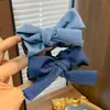 Presilha de Rabo de Cavalo Alto Azul Denim Retrô com Laço para Mulheres, Nova Presilha para Coque, Presilha de Cabelo de Luxo