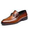 Sapatos Masculinos de Couro para Idosos, Couro Genuíno Padrão Avestruz, Sapatos Formais de Negócios em Couro Liso Envernizado, Moda Britânica Sapatos para Noivo