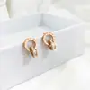 Collar Romano de Titanio con Doble Anillo para Mujer, Moderno y Versátil, Doble Anillo con Diamantes, Galvanizado al Vacío de Acero Inoxidable, Cadena para Clavícula que No se Desvanece