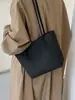 Elegante bolsa de balde com padrão trançado para mulheres, novo modelo 2026, grande capacidade, bolsa de mão fashion, bolsa versátil para o dia a dia.