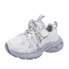 Zapatos Casuales de Malla Transpirable para Niñas 2026 Primavera/Verano Nuevos Moda Infantil Versátiles Zapatos de Papá Niños Medianos y Grandes Zapatos Deportivos