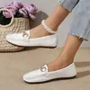 2026 Sapatilhas Casuais de Boca Rasa Estilo Britânico Sapatos de Couro Sola Macia Antiderrapante Calce Fácil Venda por Atacado
