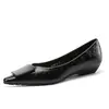 Sapatos rasos de bico quadrado para mulheres, novo estilo outono 2026, sapatos vovó versáteis estilo fada com salto grosso, de cano baixo
